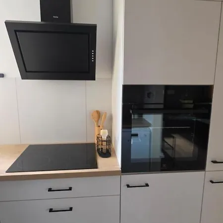 Avis Skwer Kosciuszki B5 * Gdynia